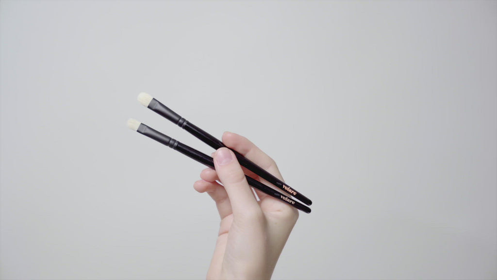 E06 - Small Flat Brush